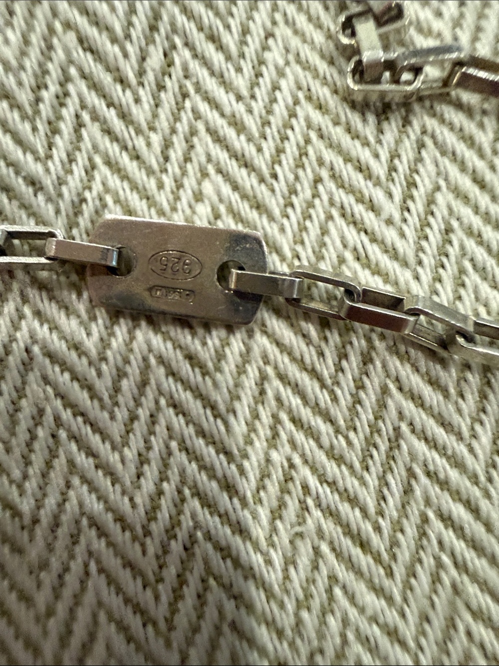 Gucci Silver Tone Layered Chain Necklace with Tag - Picture 5 of 6